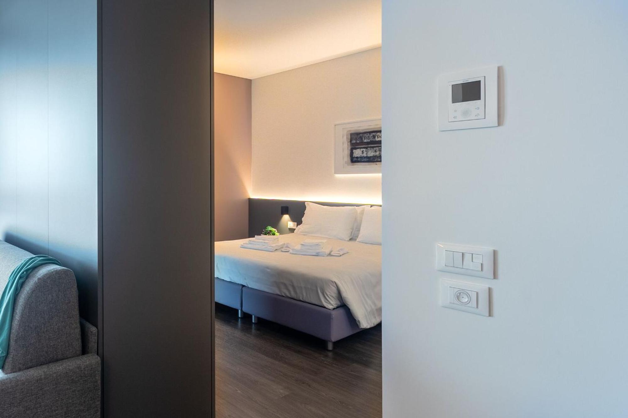 Htm Venice Suite By Halldis Местре Екстериор снимка