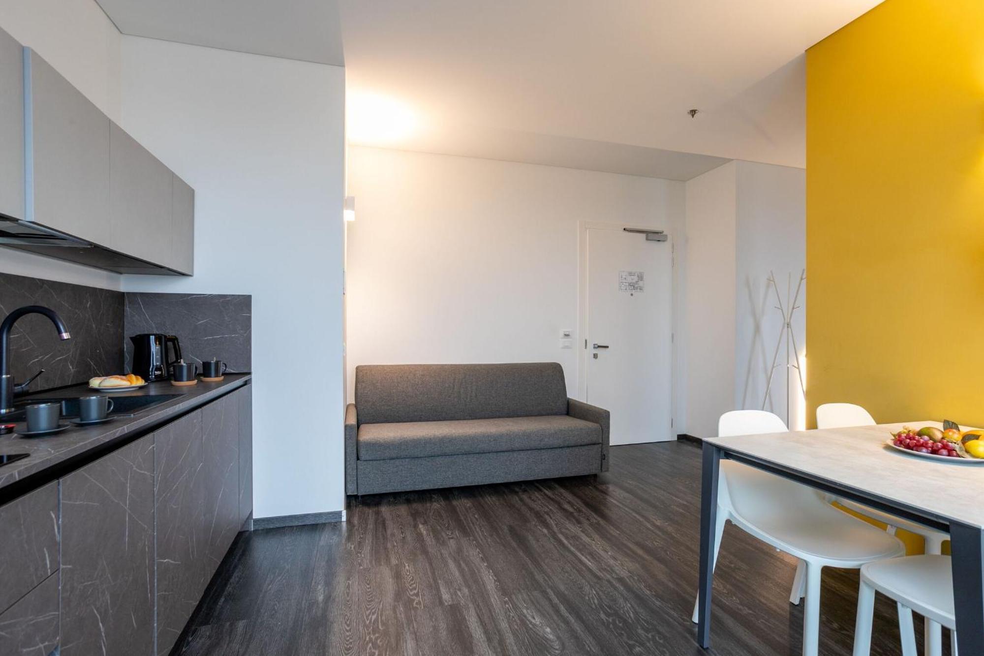 Htm Venice Suite By Halldis Местре Екстериор снимка