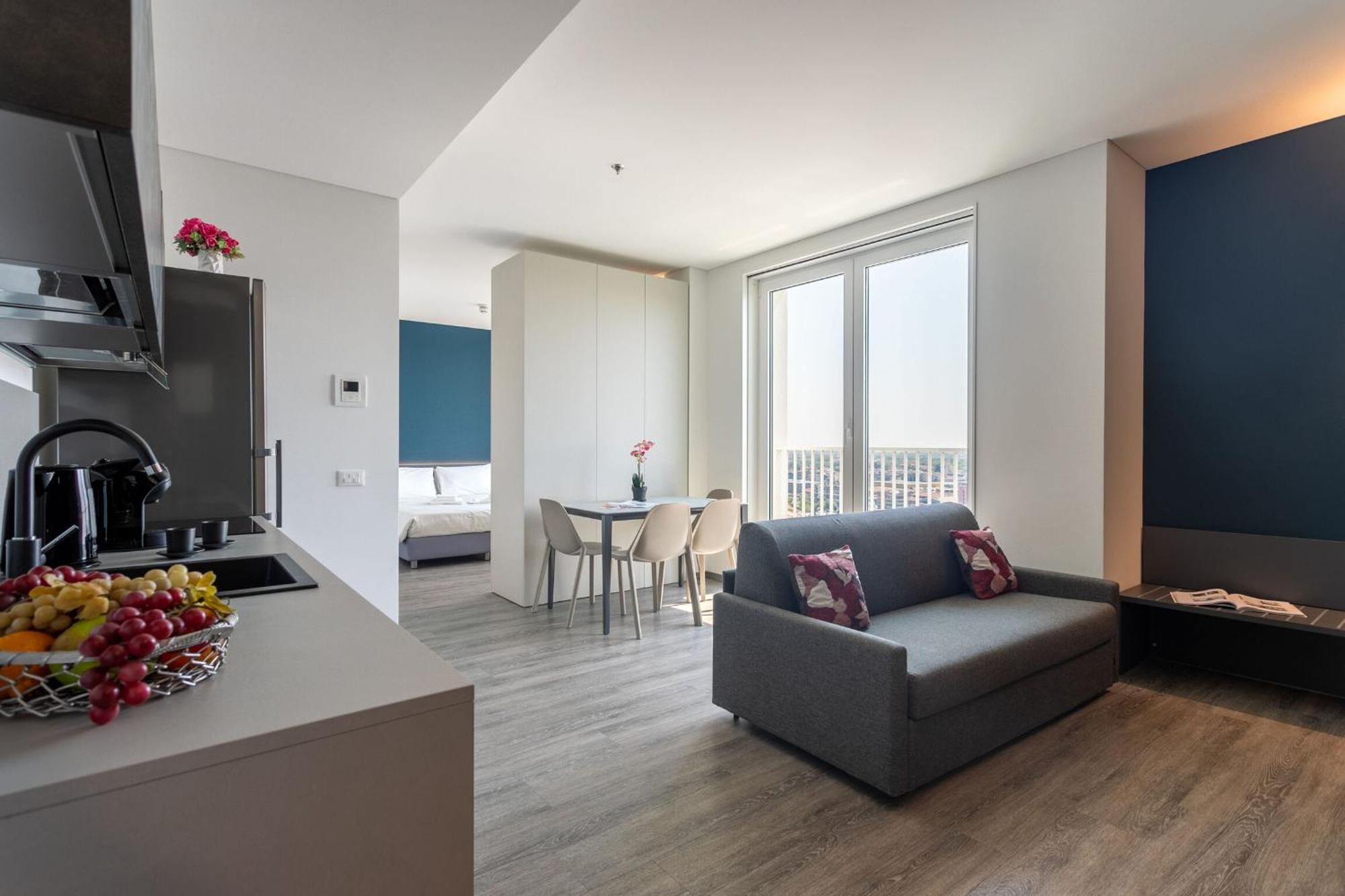 Htm Venice Suite By Halldis Местре Екстериор снимка