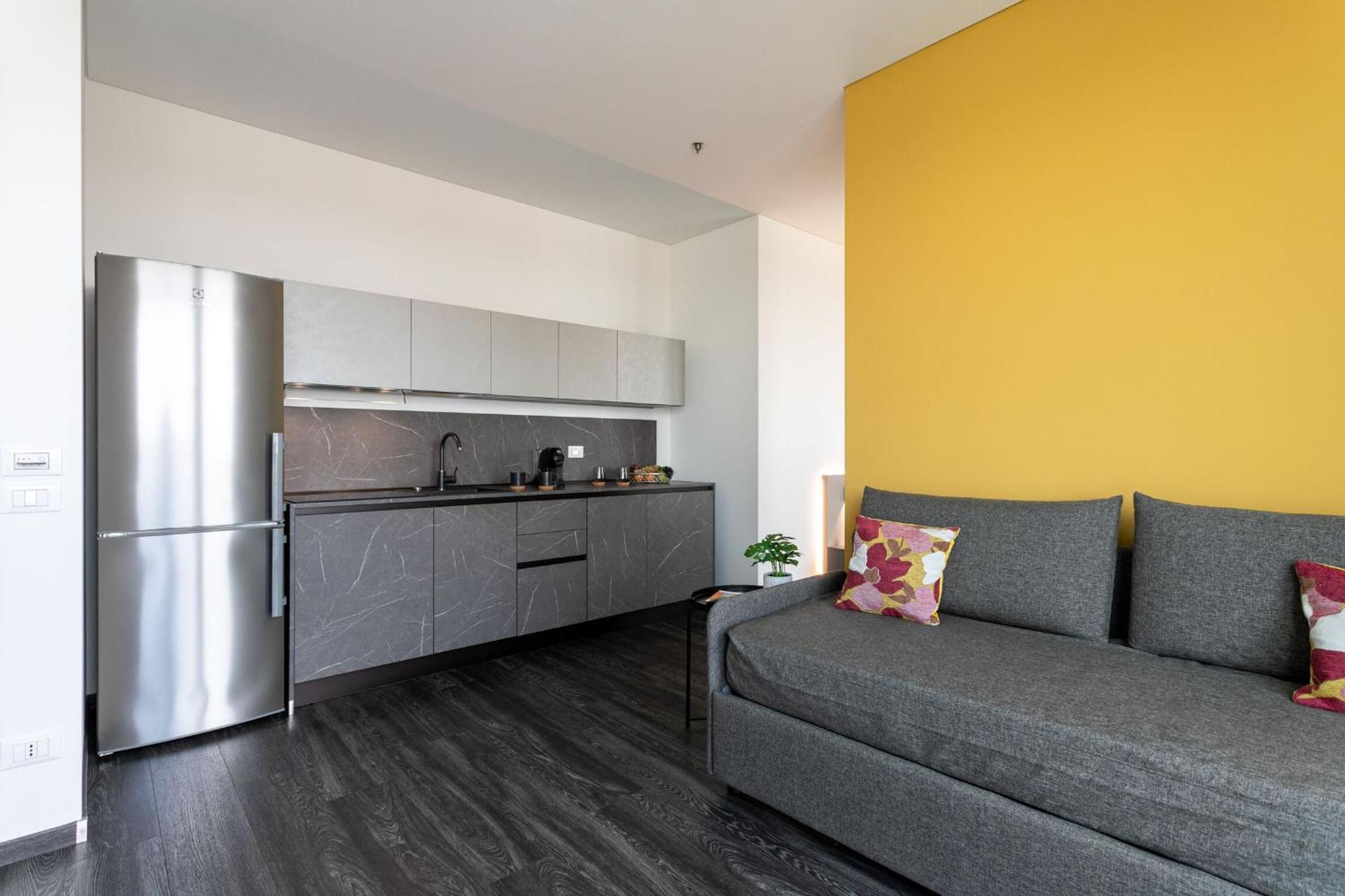 Htm Venice Suite By Halldis Местре Екстериор снимка