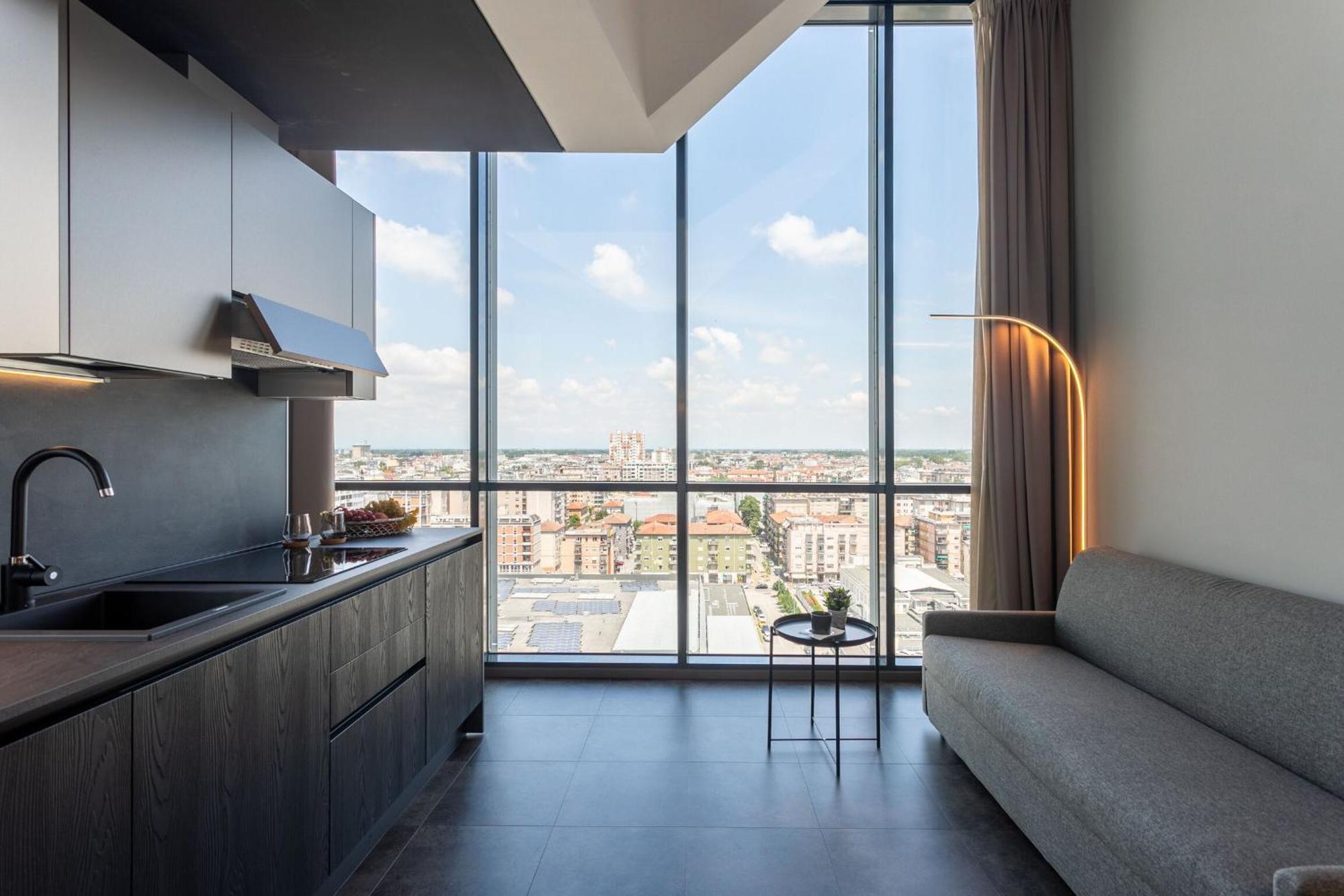 Htm Venice Suite By Halldis Местре Екстериор снимка