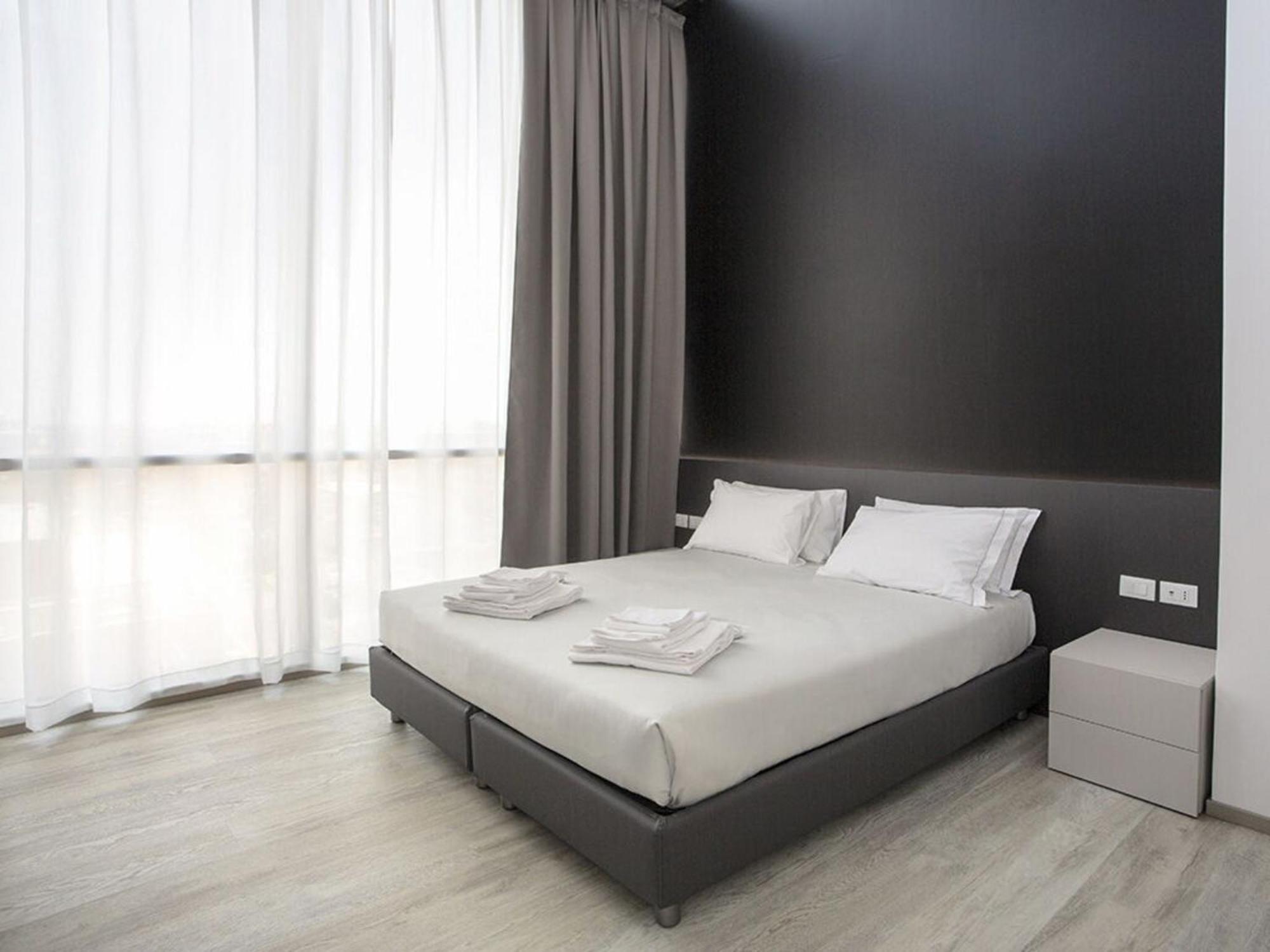 Htm Venice Suite By Halldis Местре Екстериор снимка