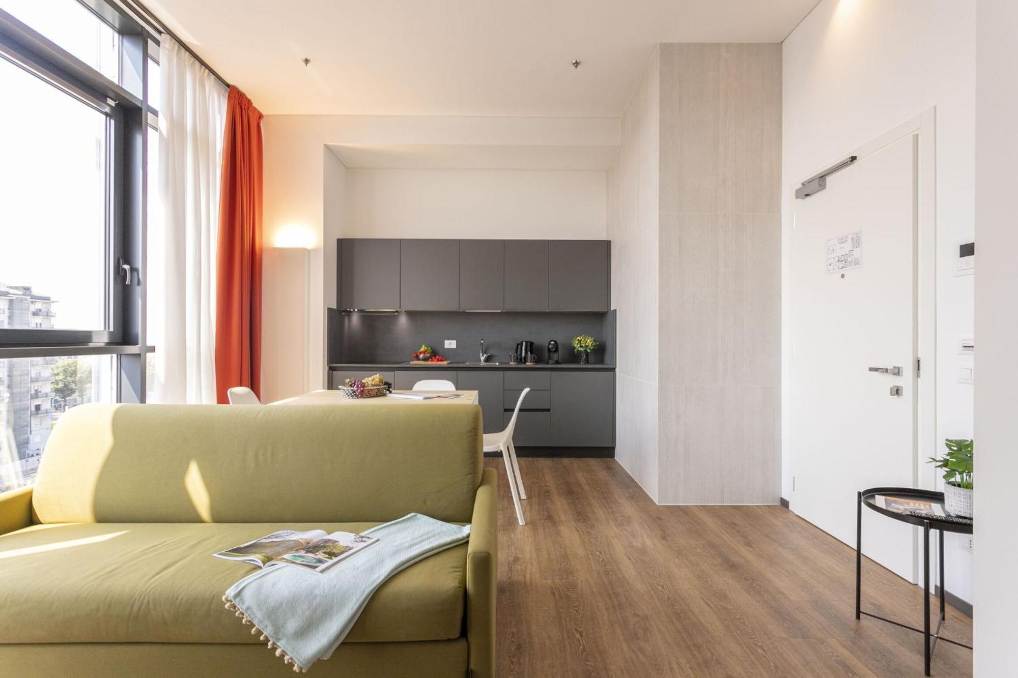 Htm Venice Suite By Halldis Местре Екстериор снимка
